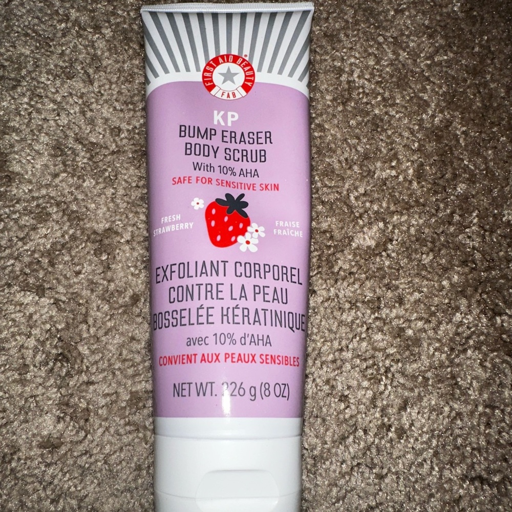 New First Aid Beauty KP Bump Eraser Body Scrub